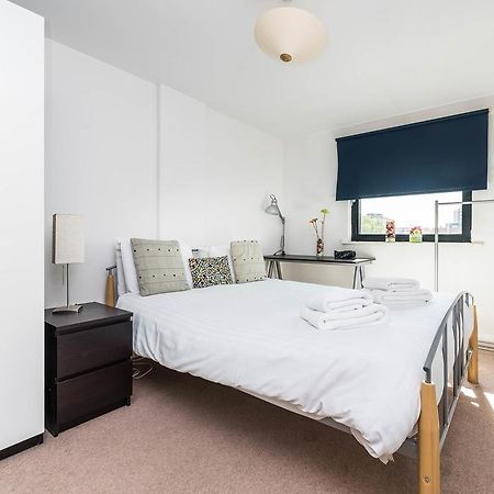 شقة لندن  في Fantastic 1 Bed Flat Stratford المظهر الخارجي الصورة