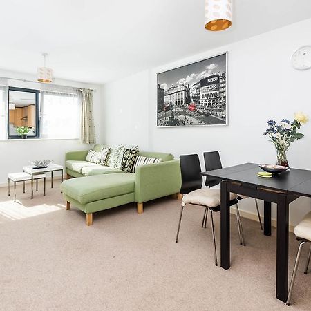 شقة لندن  في Fantastic 1 Bed Flat Stratford المظهر الخارجي الصورة